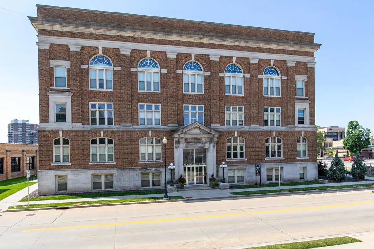 105 WASHINGTON AVENUE  #304, Oshkosh, WI 54901 - #1