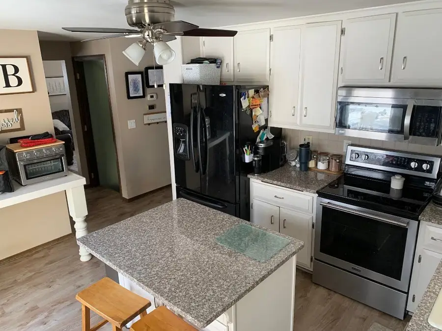 2180 SPRING CREEK CIRCLE, Green Bay, WI 54311 - #3