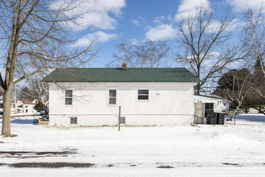 1513 28TH AVENUE, Menominee, MI 49858 - #3