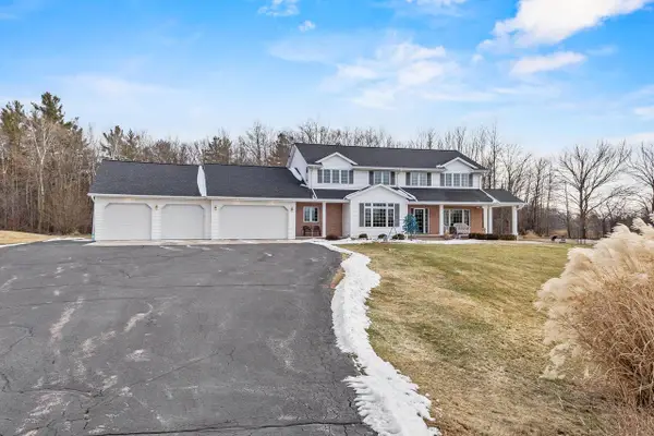 1044 MOONRIVER DRIVE, De Pere, WI 54115