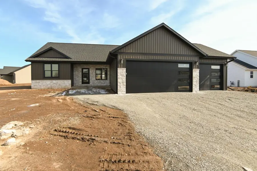 1450 DIVINITY DRIVE, De Pere, WI 54115 - #2