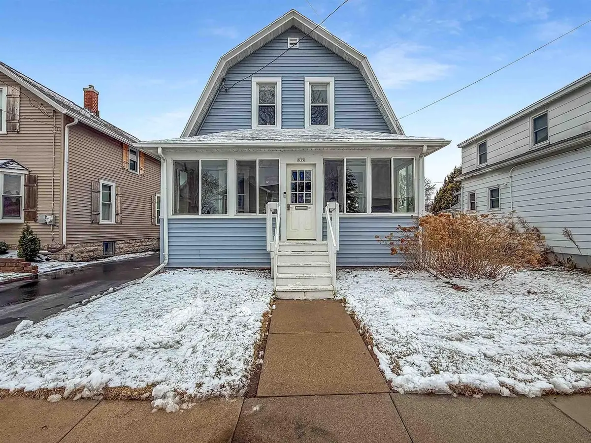 835 WINNEBAGO AVENUE, Oshkosh, WI 54901 - #1