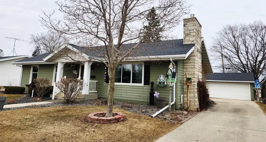 64 N ST JOSEPHS LANE, Fond Du Lac, WI 54935 - #2