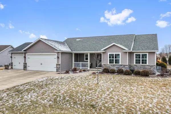 1823 NATION COURT, Neenah, WI 54956