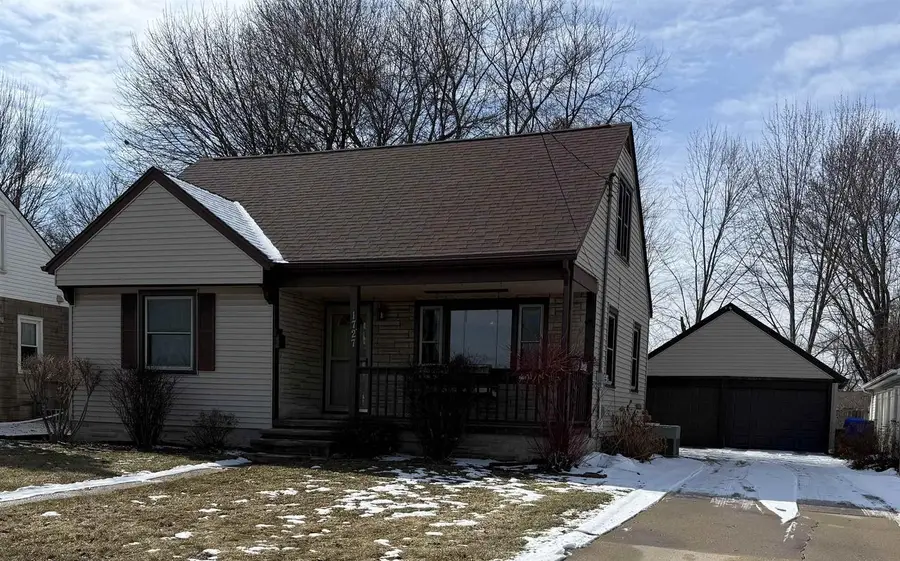1727 S LAWE STREET, Appleton, WI 54915 - #2