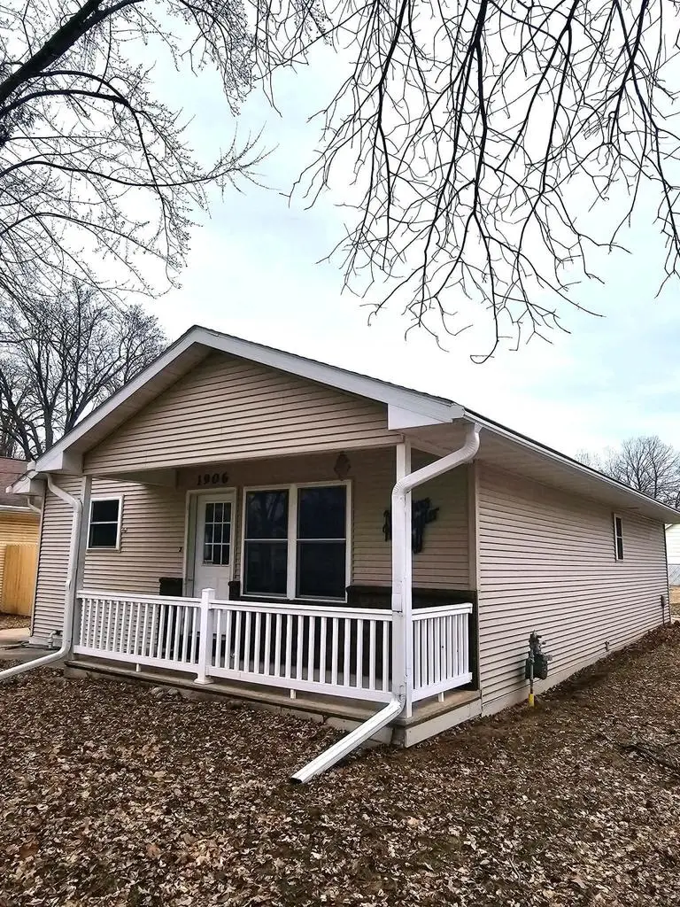 1906 MITCHELL STREET, Oshkosh, WI 54901 - #3