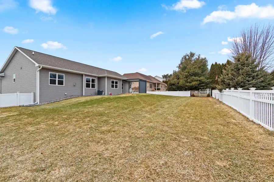 3164 HOWARD VIEW LANE, Green Bay, WI 54313 - #2