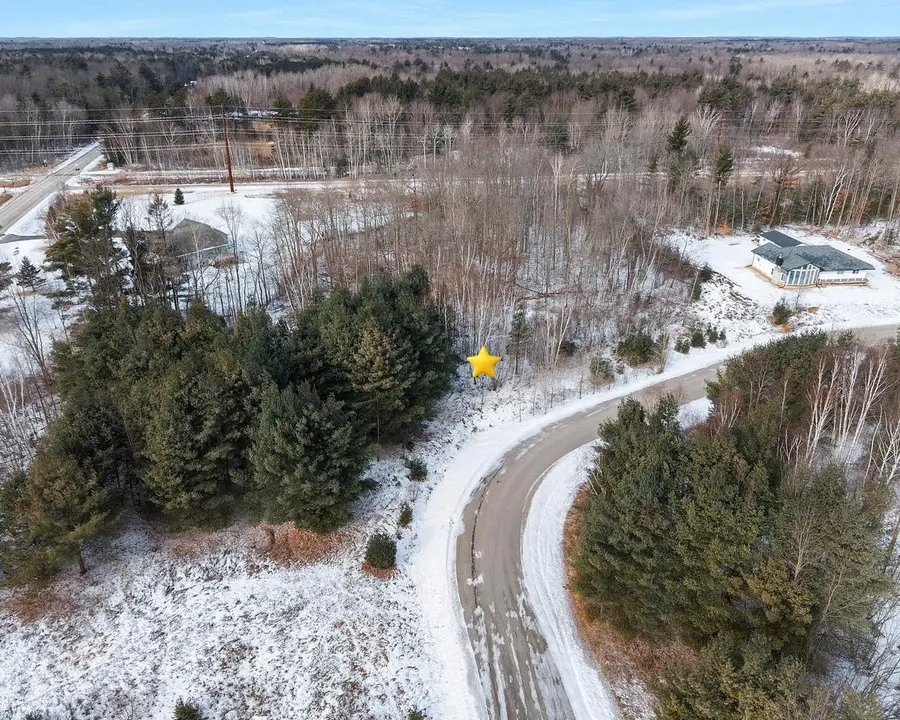 ALPHA LANE, Abrams, WI 54101 - #2