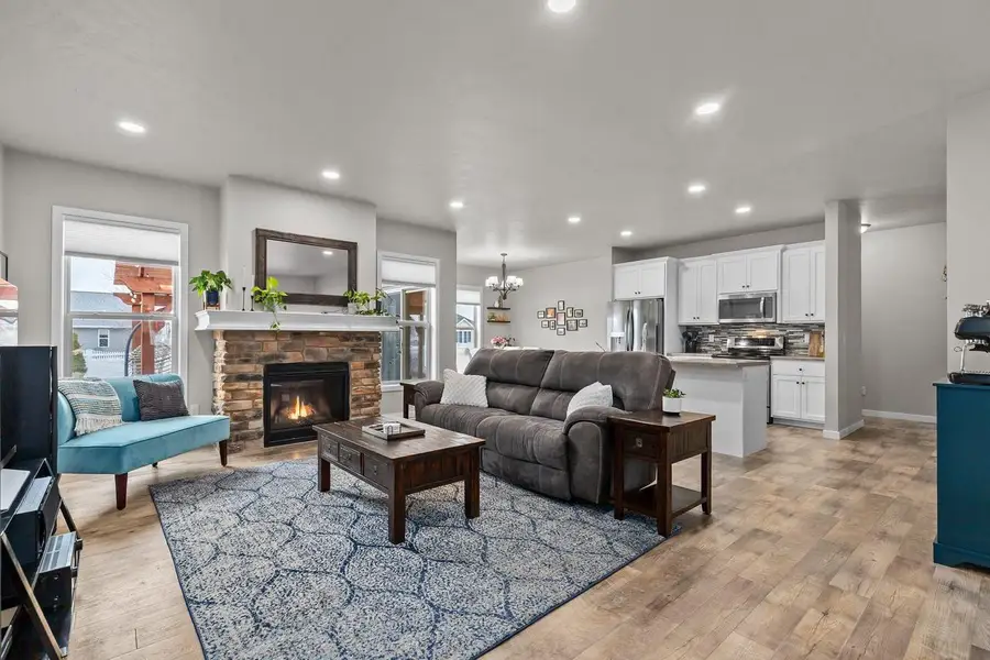 3427 TULIP TRAIL, Little Chute, WI 54913 - #2