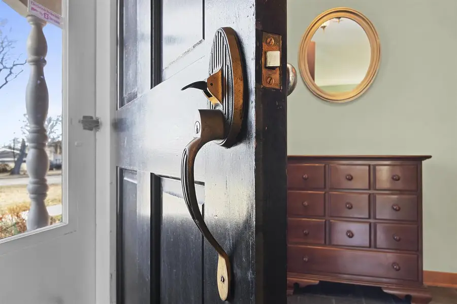 907 ERNST DRIVE, Green Bay, WI 54304 - #2