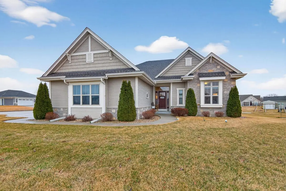 235 FARMSTEAD DRIVE, Slinger, WI 53086 - #1