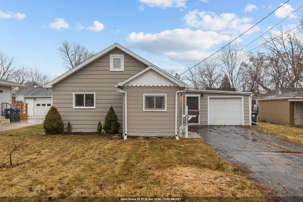 141 PLUMMER AVENUE, Neenah, WI 54956 - #1