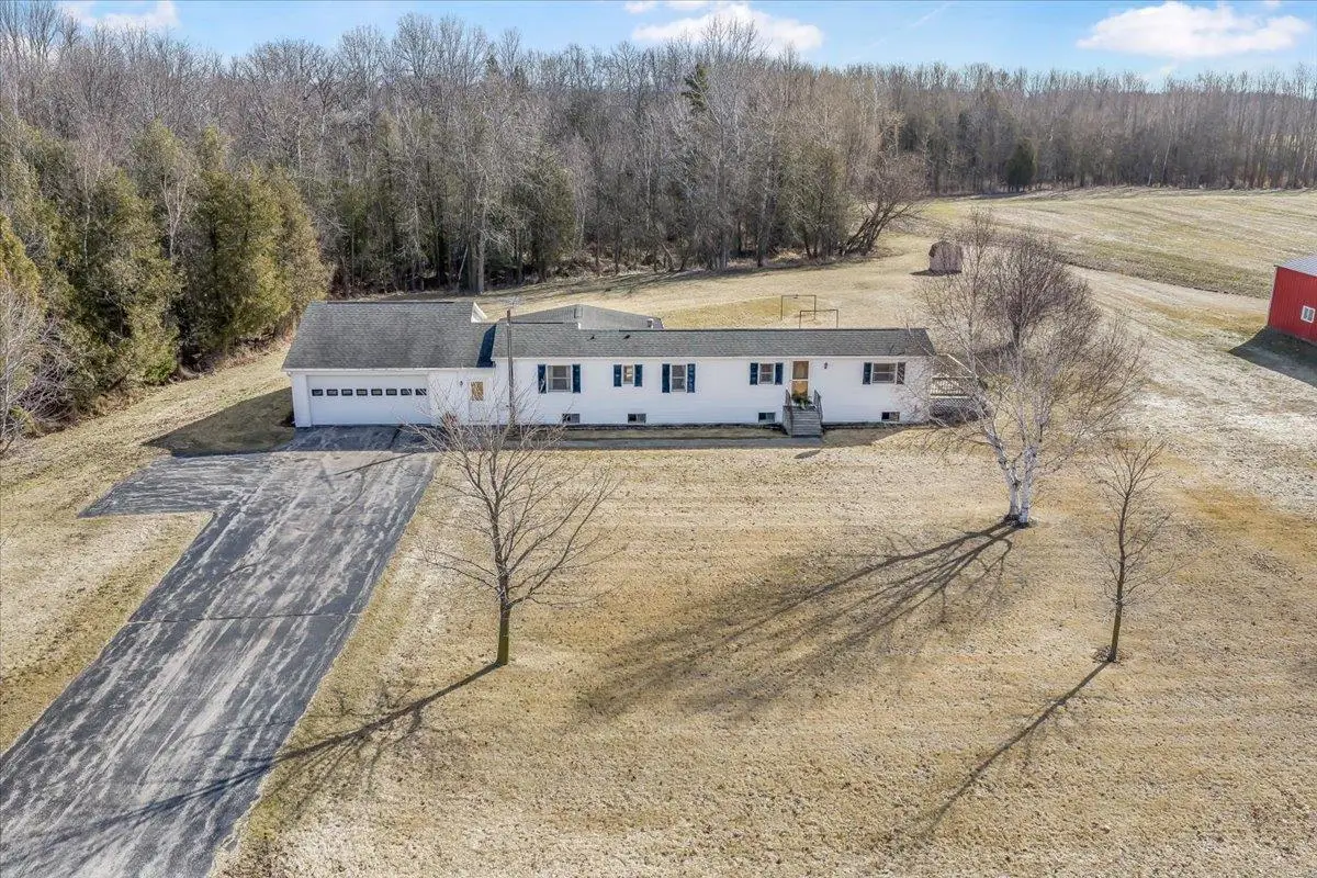 N6810 COUNTY ROAD D, Algoma, WI 54201 - #1