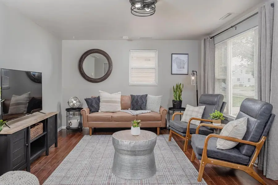 913 JEFFERSON STREET, Little Chute, WI 54140 - #3