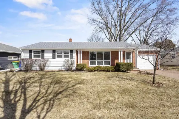 1492 LANGLADE AVENUE, Green Bay, WI 54304