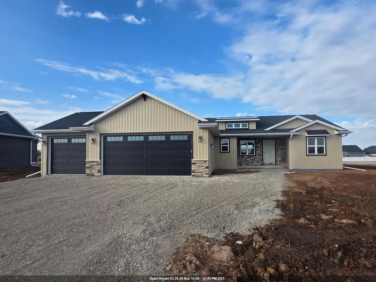 W5658 TONYS WAY, Appleton, WI 54915 - #1