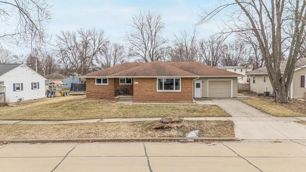 609 W 8TH STREET, Kaukauna, WI 54130 - #1