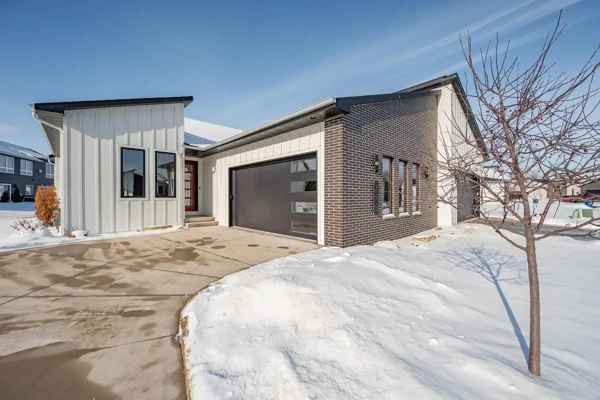 396 ALDON CIRCLE, Green Bay, WI 54304 - #1