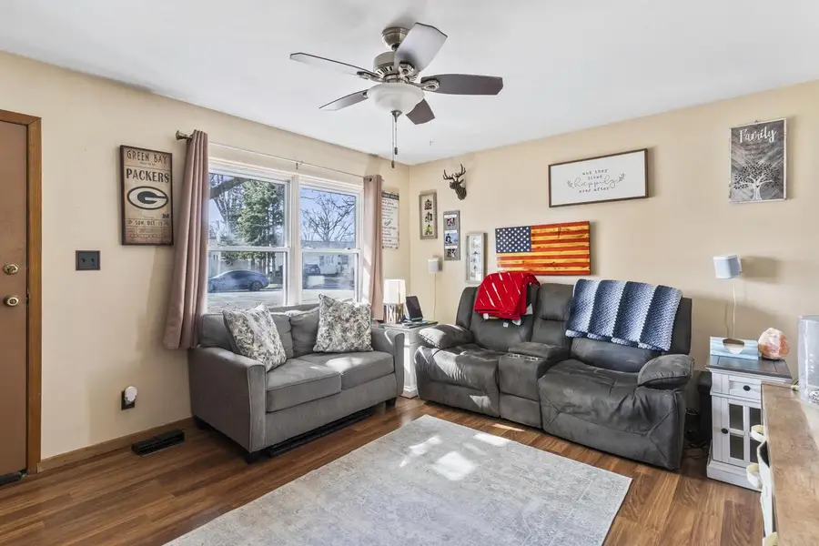 223 JANE COURT, Neenah, WI 54956 - #3