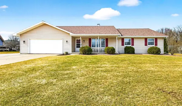 2425 ROYAL BAY RIDGE ROAD, New Franken, WI 54229