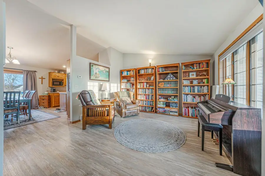 N1337 FAIRWINDS DRIVE, Greenville, WI 54942 - #3