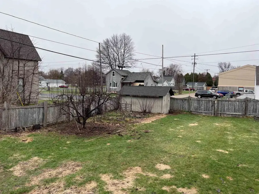 1009 PIERCE AVENUE, Marinette, WI 54143 - #3