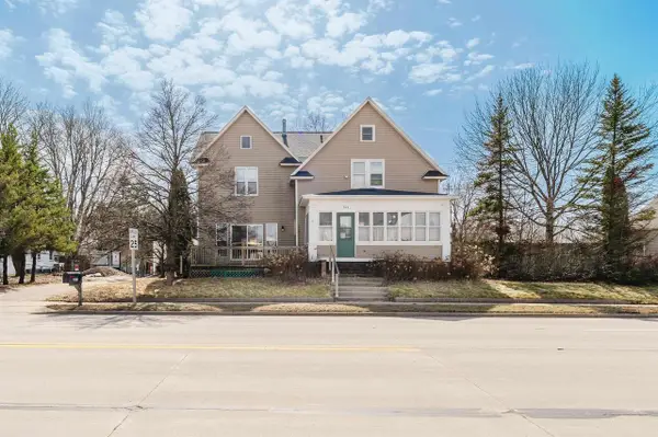 303 E MAIN STREET, Wautoma, WI 54982