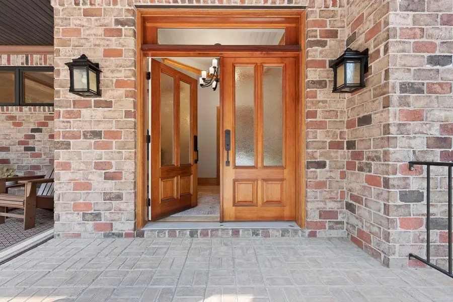 2920 PARKWOOD DRIVE, Green Bay, WI 54313 - #2