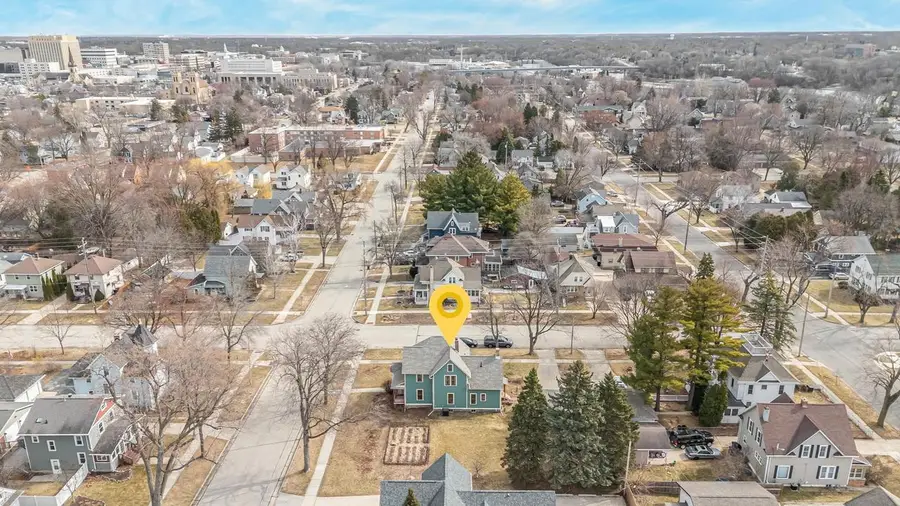 913 W 5TH STREET, Appleton, WI 54914 - #3