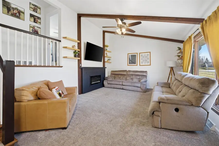 N1322 GREENWOOD ROAD, Greenville, WI 54942 - #2