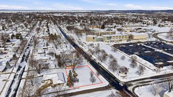 659 E 2ND STREET, Fond Du Lac, WI 54935