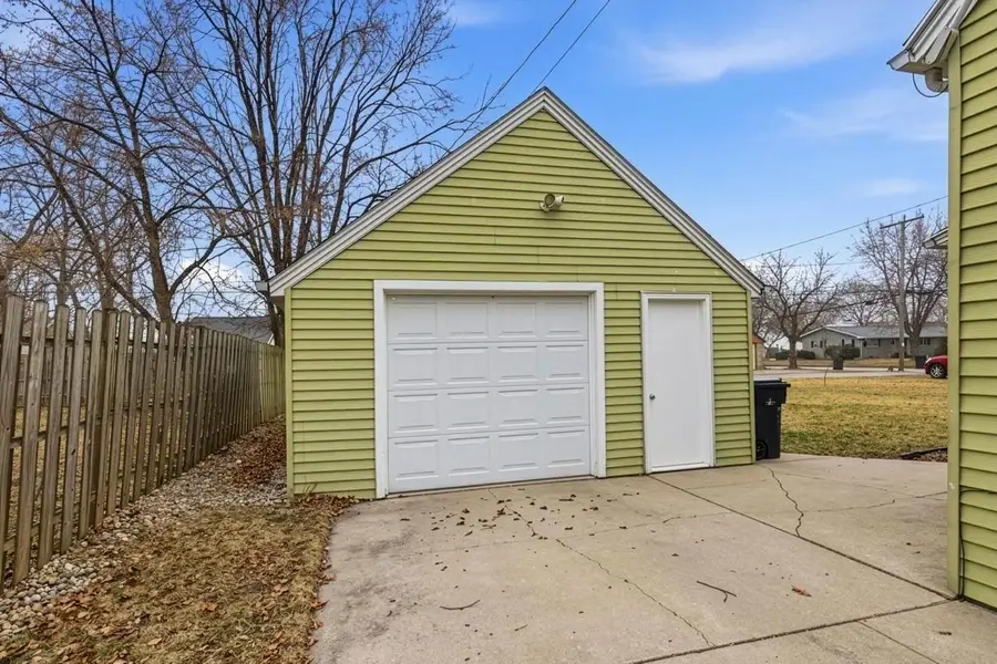 308 S BIRCH STREET, Kimberly, WI 54136 - #2