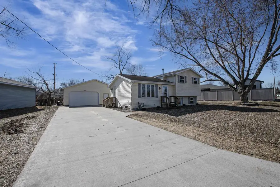 604 E FOREST STREET, Black Creek, WI 54106 - #2