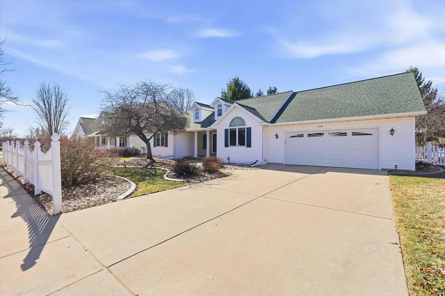 2336 HOPF LANE, De Pere, WI 54115 - #2