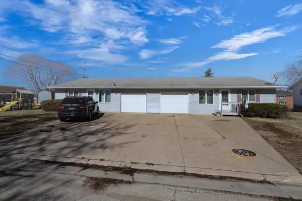 601 E FOREST STREET, Black Creek, WI 54106