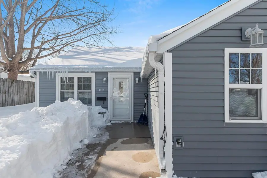 308 LAU STREET, Green Bay, WI 54302 - #2