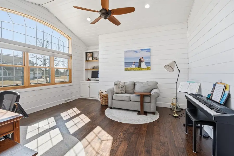 3400 W WARNER ESTATES DRIVE, Appleton, WI 54913 - #3