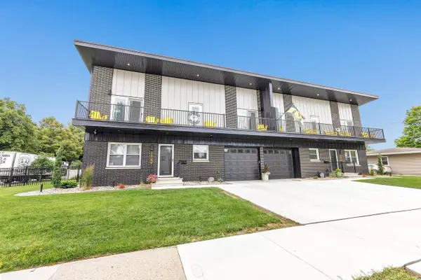 1749 S ONEIDA STREET, Green Bay, WI 54304