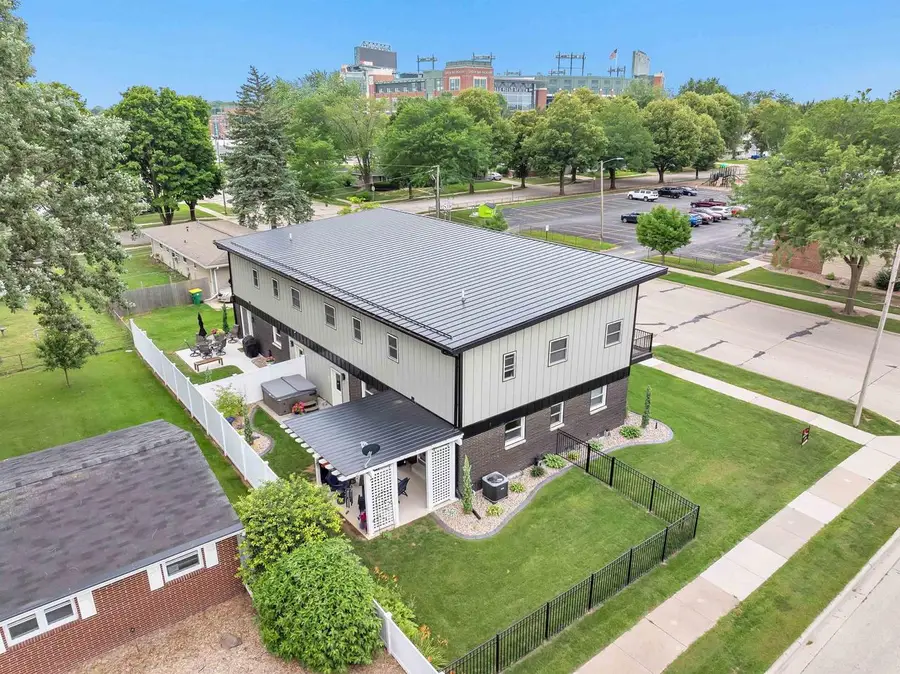 1749 S ONEIDA STREET, Green Bay, WI 54304 - #3