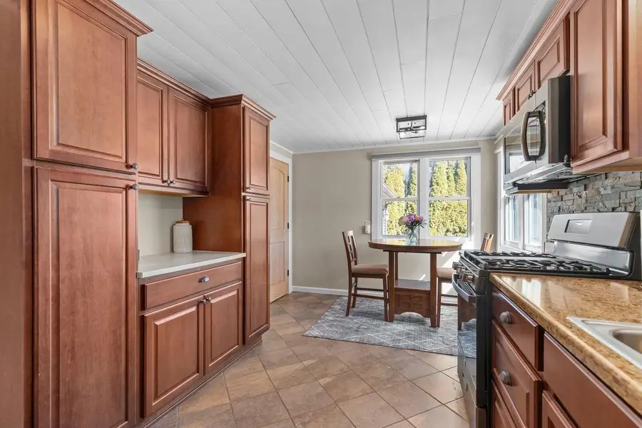 406 ELM STREET, Combined Locks, WI 54113 - #3