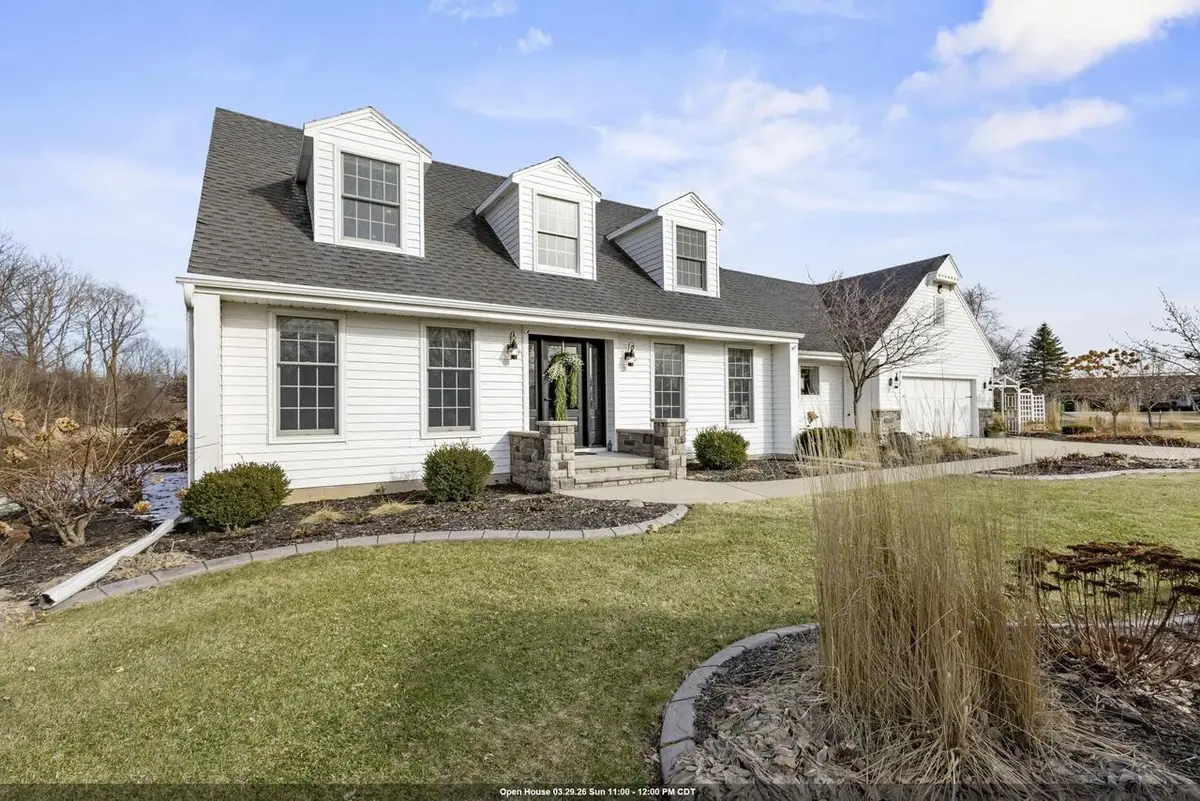 3075 RIDGEWAY DRIVE, Neenah, WI 54956 - #1