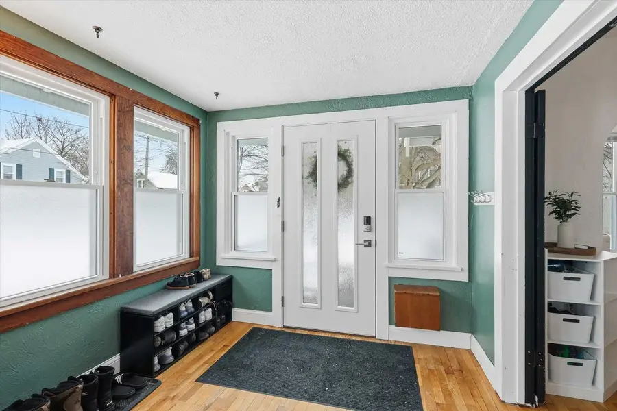 727 N BENNETT STREET, Appleton, WI 54914 - #2