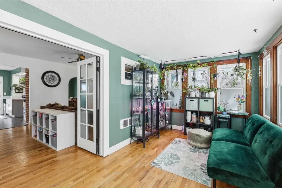 727 N BENNETT STREET, Appleton, WI 54914 - #3