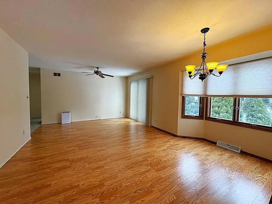 30 HERITAGE COURT, Fond Du Lac, WI 54935 - #3