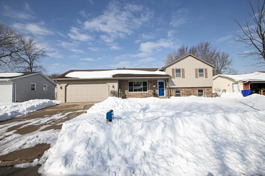 39 WELCOME CIRCLE, Appleton, WI 54915 - #2