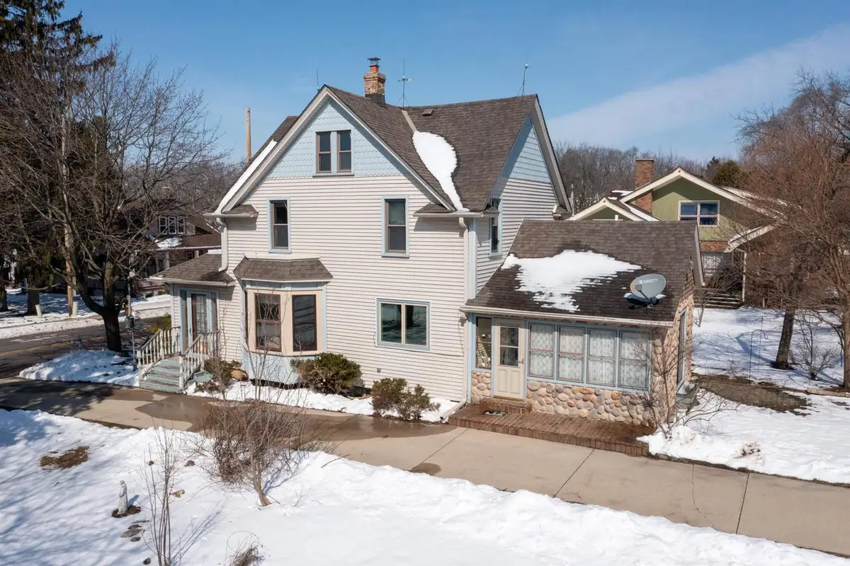 W156N11580 PILGRIM ROAD, Germantown, WI 53022 - #1