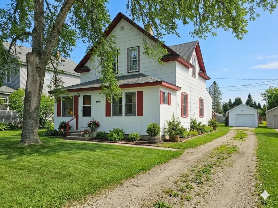 429 PINE RIVER STREET, Redgranite, WI 54970 - #2