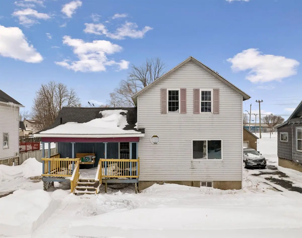 333 5TH AVENUE, Menominee, MI 49858 - #1