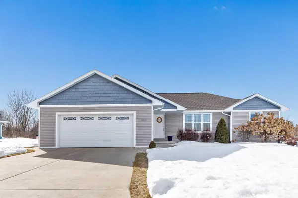 553 DOVE LANE, Oconto Falls, WI 54154