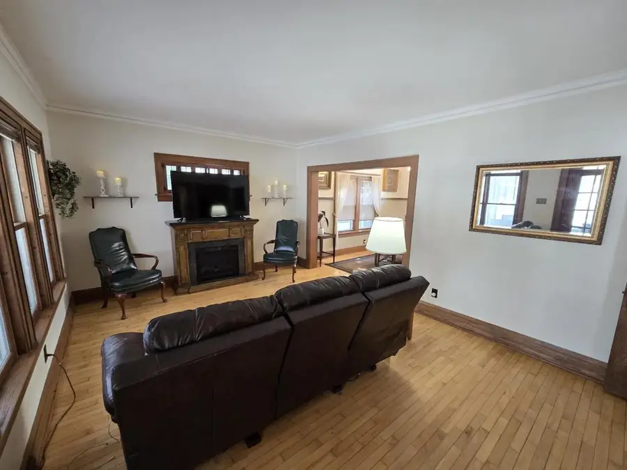 270 GILLETT STREET, Fond Du Lac, WI 54935 - #2